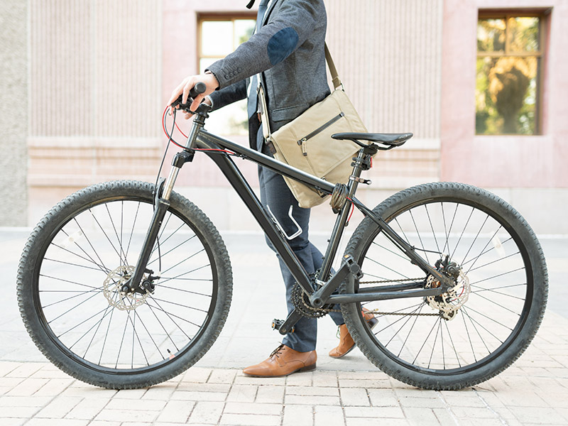 Fahrradcodierung an der <abbr title="Kraftfahrzeug">KFZ</abbr>-Zulassungsstelle Hofheim