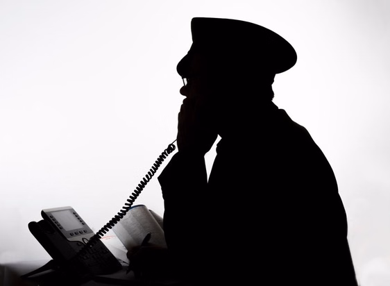 Präventionsrat Rückblicke - Falsche Polizisten arbeiten mit falschen Bankmitarbeitern
