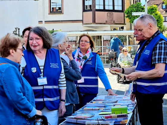 Präventionsrat Rückblicke - Infostand Kelkheimer Wochenmarkt Juni 2026