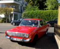 Rotes Auto steht in einer Einfahrt | Copyright: Teilnehmer Rotes Auto steht in einer Einfahrt