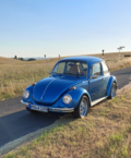 Blaues Auto steht auf einem Feldweg | Copyright: Teilnehmer Blaues Auto steht auf einem Feldweg
