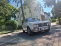 Weißes Auto vor einem Anwesen | Copyright: Teilnehmer Weißes Auto vor einem Anwesen