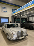 Weißes Auto steht in einer Halle | Copyright: Teilnehmer Weißes Auto steht in einer Halle