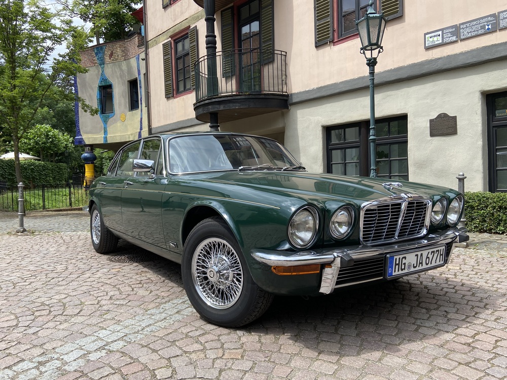 Grünes Auto steht vor einem Haus | Copyright: Teilnehmer Grünes Auto steht vor einem Haus