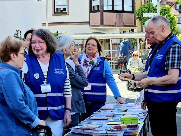 Präventionsrat Rückblicke - Infostand Kelkheimer Wochenmarkt Juni 2026