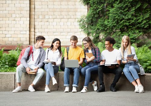 Schule, Betreuung & Bildung Schule, Betreuung & Bildung